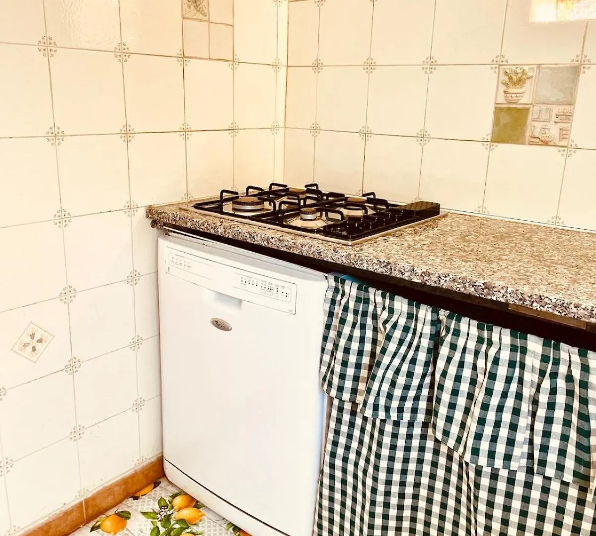 Villa Stella, With Garden, Five Minutes From The Beach Torre delle Stelle 0*,  Italy