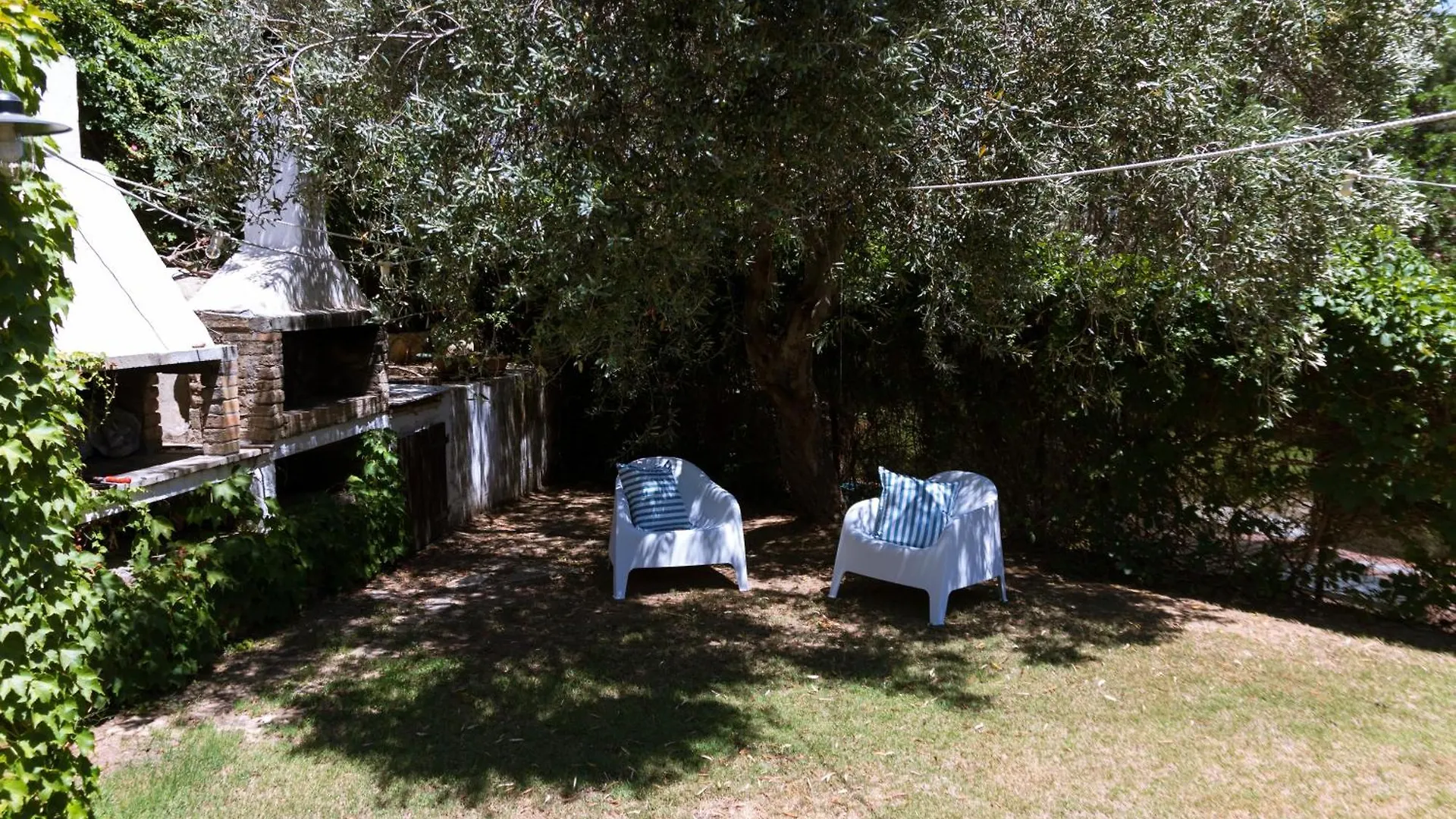 Villa Stella, With Garden, Five Minutes From The Beach Torre delle Stelle Tatil Evi